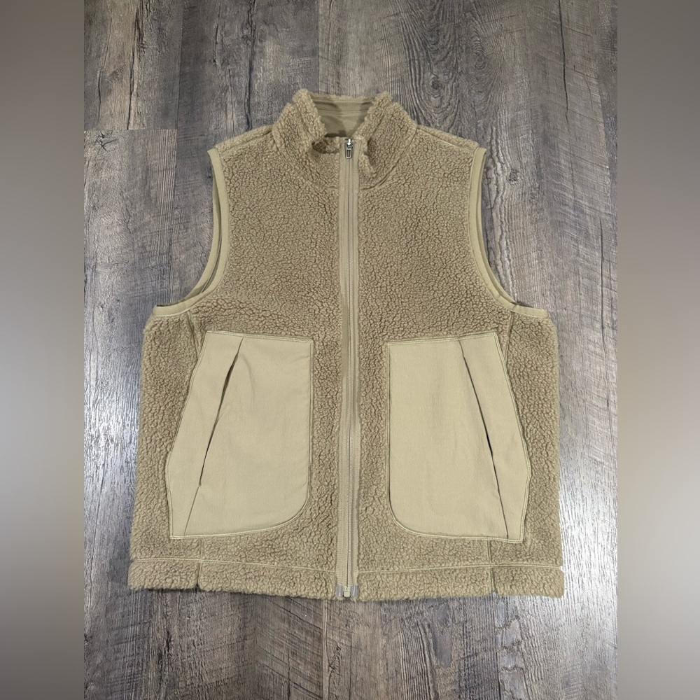 Lululemon Mens High Pile Fleece Vest